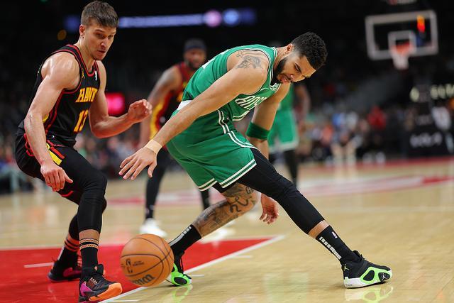 关键时刻成都蓉城调整名单以备NBA季后赛，豪取连胜环节打磨，悬念犹存，细节决定成败的简单介绍